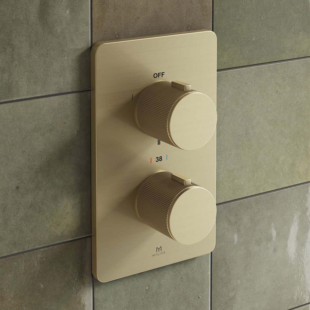 1 Outlet Wall Plate - Image 6