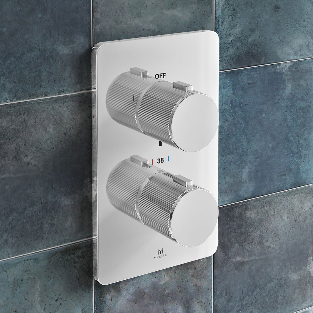 1 Outlet Wall Plate - Image 2
